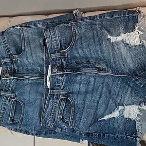 CELEBRITY PINK DISTRESSED SHORTS SIZE 5 JUNIORS! PRE LOVED!